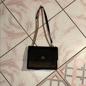 Black and Gold Shoulder Bag in great condition